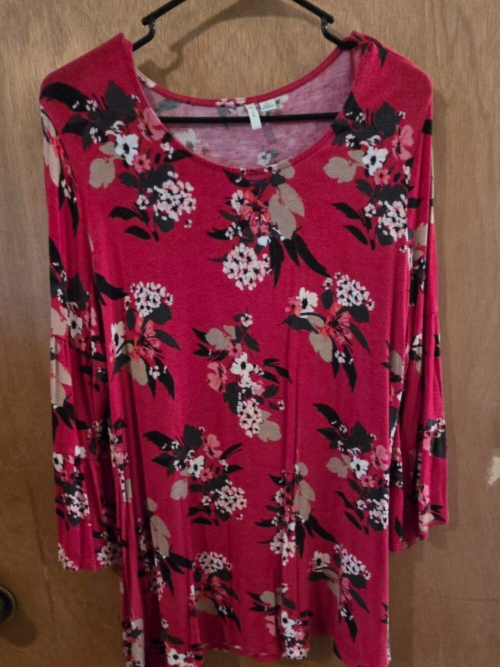C. Est. 1946 Ref Floral Kit Blouse